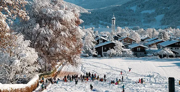 ski-and-snow-adventure-guides-best-slopes-in-europe-and-north-america-mid-content-4